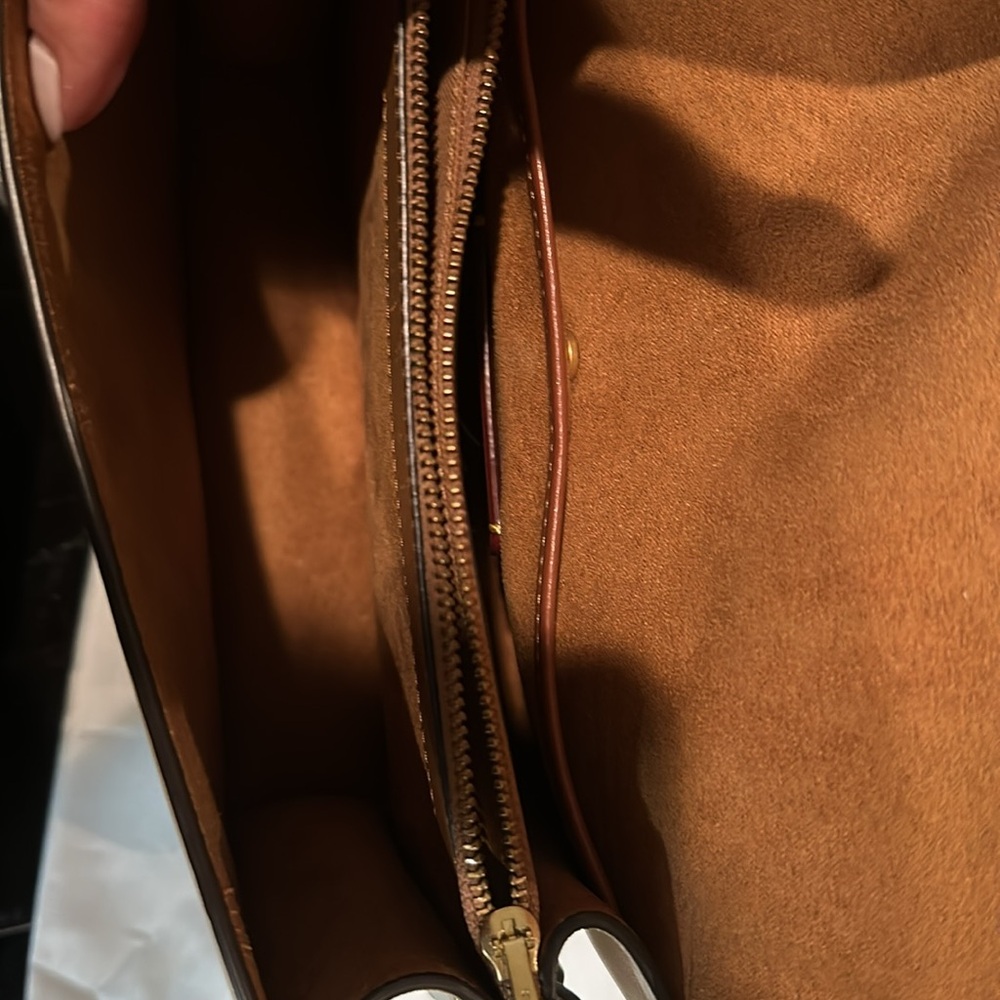 Coach Ivory Leather Top Handle w/two additional straps and dust bag. - Picture 13 of 14